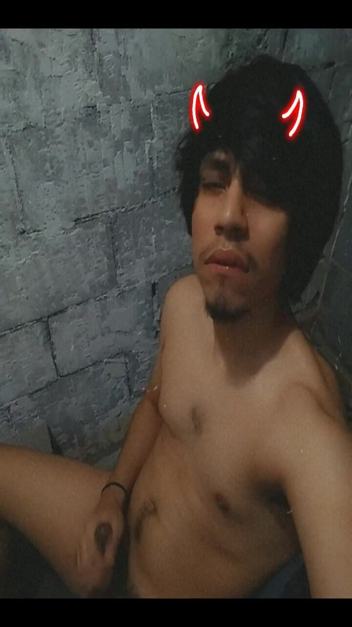 AlexAlejandro13: Diavoliță sexy ca în iad