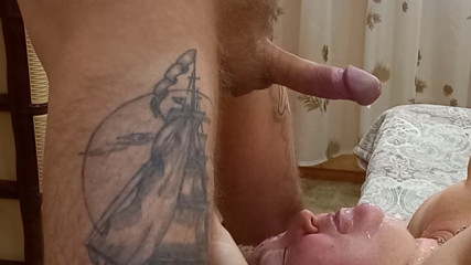 Zona901: Cum in the mouth and on the bitch's face after...