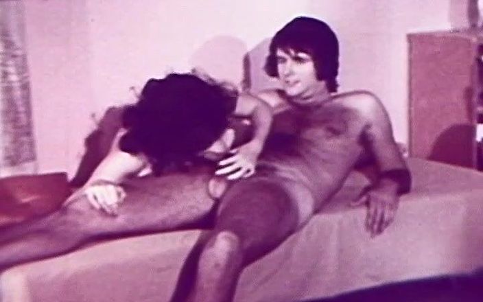 Vintage Usa: Vintage czarno-biały film erotyczny