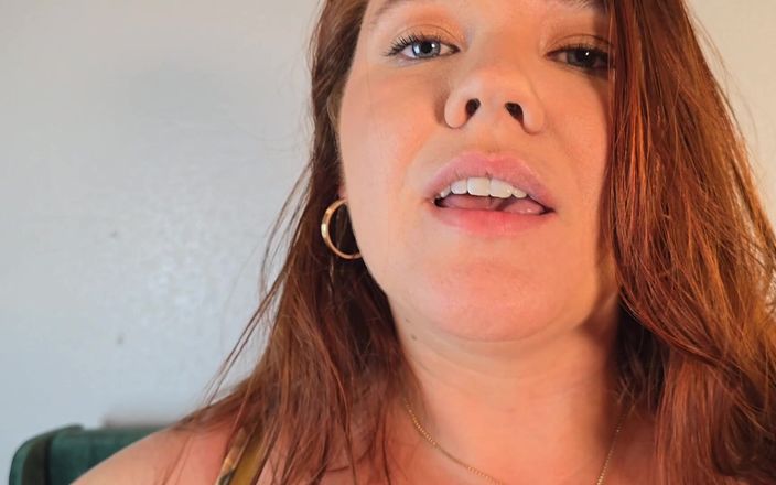 Annabelle Rogers: Ruiva tendo o tempo de sua vida tirando sua virgindade