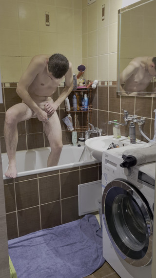 Fap_man93: Mladý nezbedný táta si nejprve oholil vousy, pak mu ochlupil...