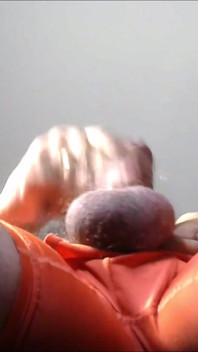 Hung Yyx Alpha Male Shows off & Shoots 4K