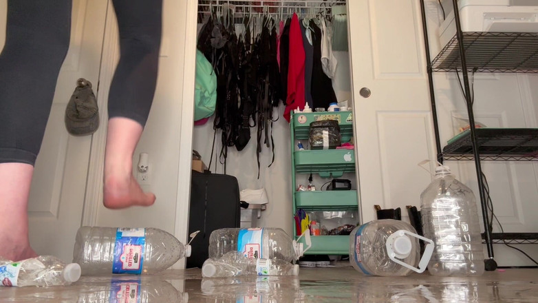 Peppermint Giantess: 16 대발의 물병 분쇄