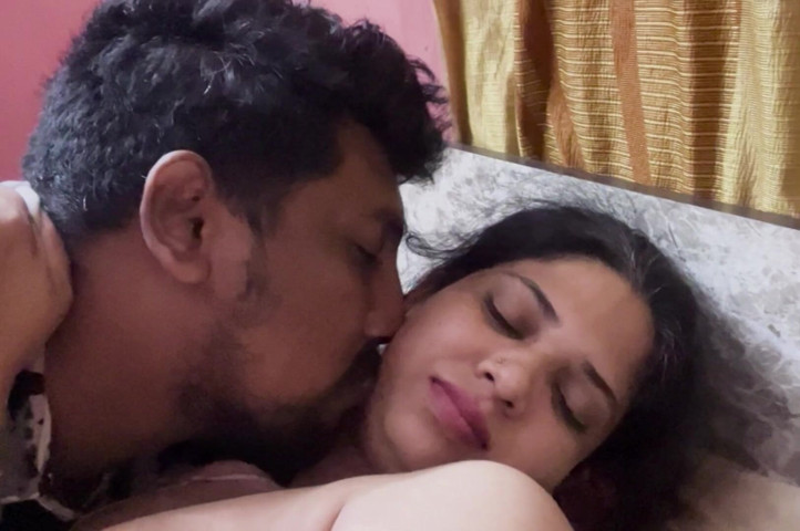 Mumbai College Girl Lose Her Virginity First Time (Monikashwin)