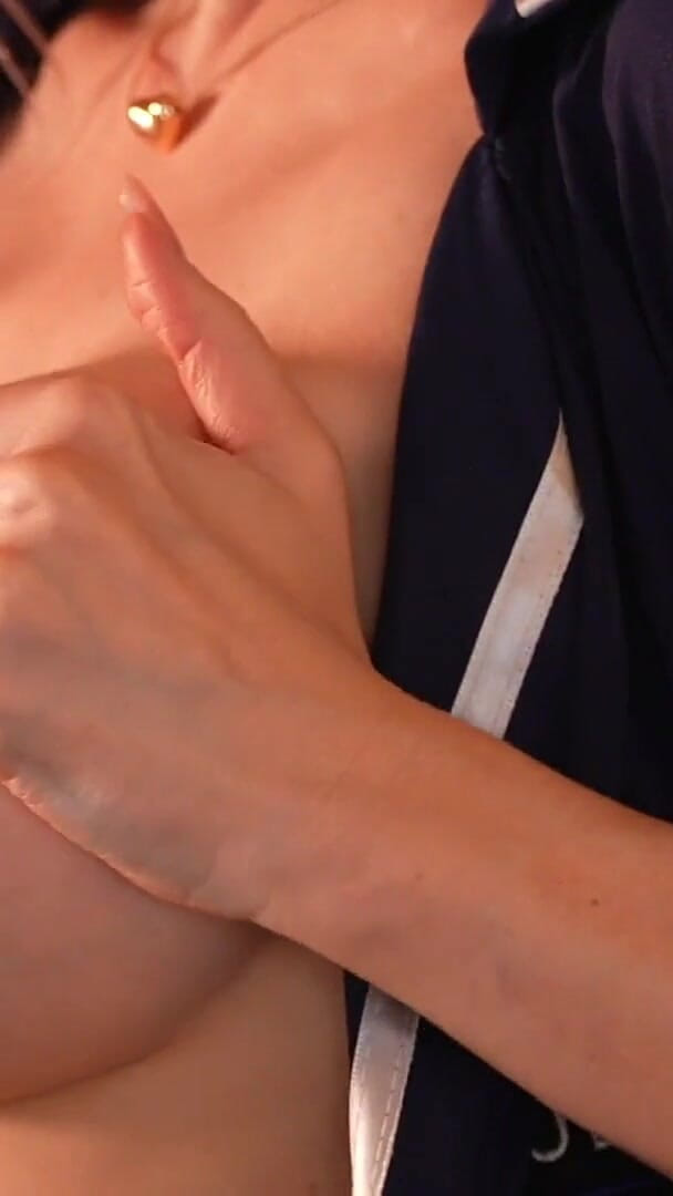 Danger for Fans (Mia Milana)