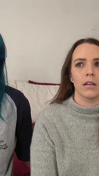 Zdesperowani amatorzy Olivia i Alisha Get Ich ciasne cipki wbite przez Jesses Big Hard Cock