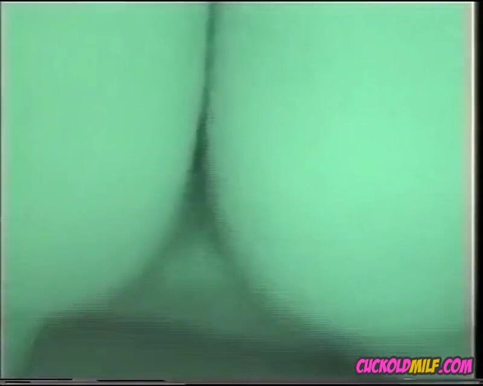 Cuckold MILF: Milf încornorat - milf încornorat suntem totul despre joc încornorat. Eu și prietenii mei suntem...