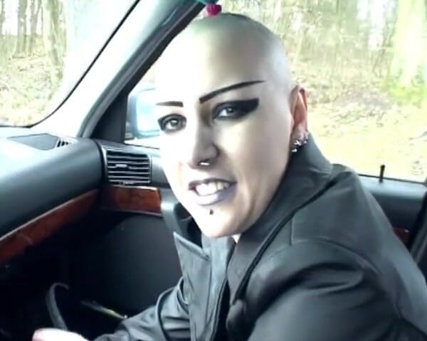 German's Fetish: Goth German Slut Playing with Her Pierced Pussy