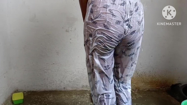 Ankurpriya000: Viendo las hermosas jóvenes de la cuñada