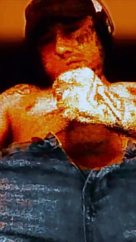 Завжди готова до сумувати вихідні
