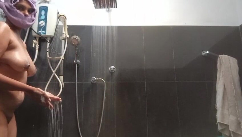 Anne White: Сводный брат трахает друзей сводной сестры, когда у меня есть свободное время, я с моей киской с большими сиськами