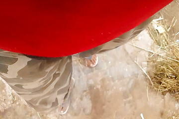 Gangbang straight: Indický chlapec chčije sám