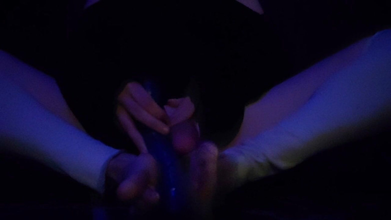 Raven le trap: Butt Toying i Footjob z Raven Letrap