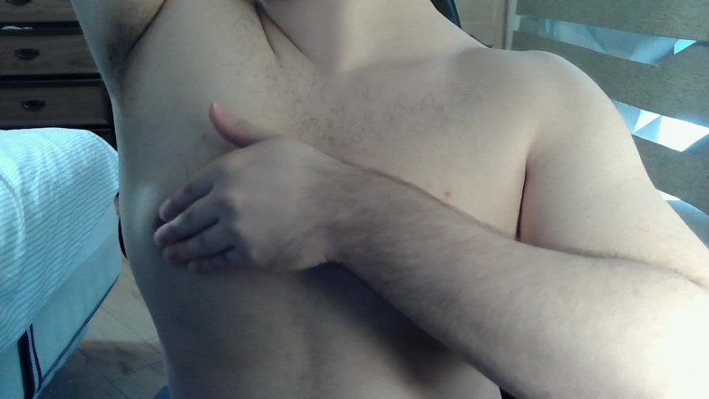 Himbo_Fox: 캠에서 젖꼭지를 가지고 노는 근육질의 운동 선수