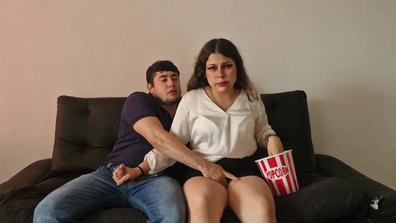 Tinaandedward: Handjob semasa filem