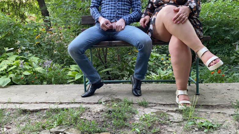 OurFetishLife: Мачуха, будь ласка, дозволь мені пописати для вас