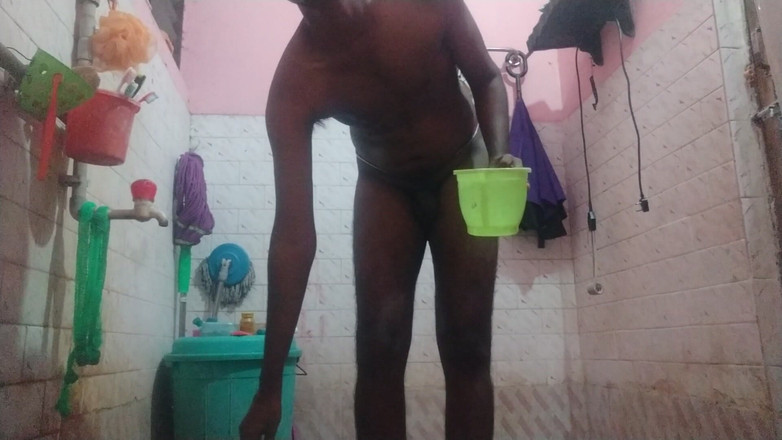 Tamil 10 inches BBC: 泰米尔10英寸大黑