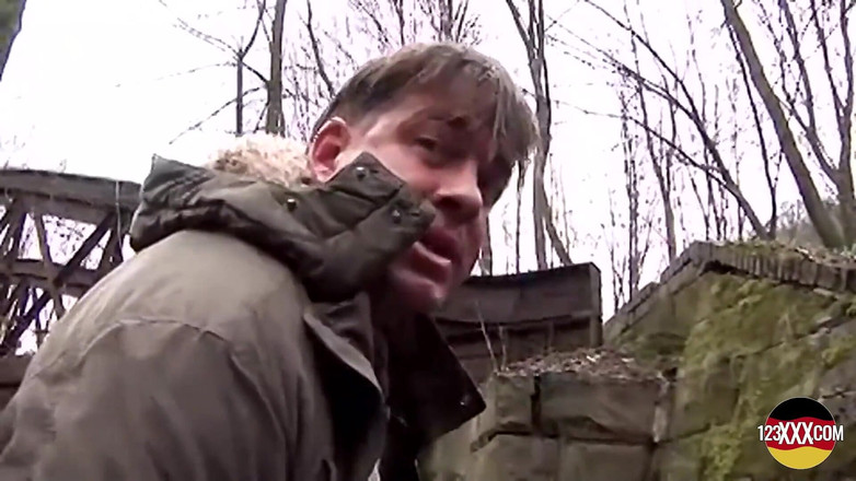 123XXX - Fucked Amateurs in Germany!: Linda morena no le importa chupar y follar bajo la...