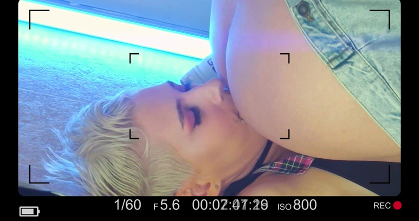 KinkyHome: 4K - pisang dari pantat ke mulut - melampau
