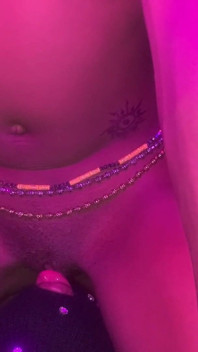 Saftige fette afrikanische teen muschi pOV Sie sitzt in meinem gesicht und reitet bis sie kommt