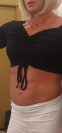 Tgirl Missy hút thuốc gợi cảm