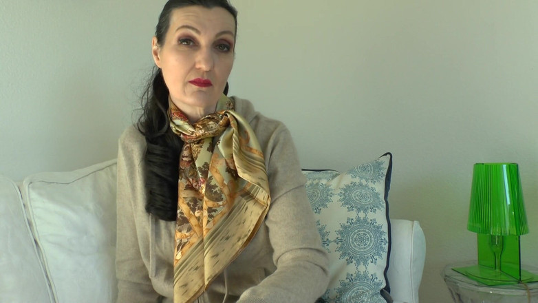 Lady Victoria Valente: Noste hedvábný šátek a masturbujte přede mnou, Lady Victoria Valente