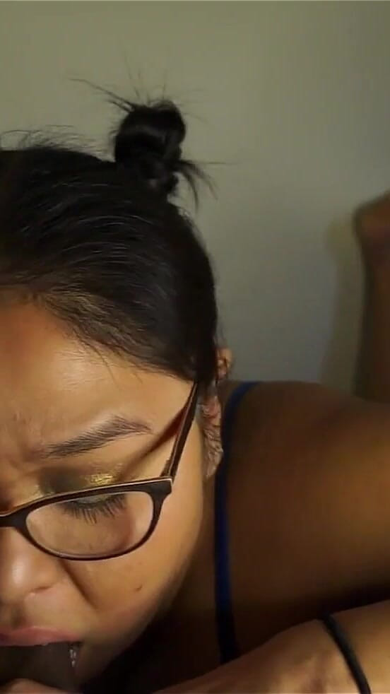 Dee's Really Enjoying (Dees Deepthroat)