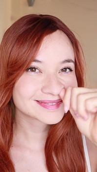 Saya seronok memikat hidung saya dengan semua jari saya dan membuat babi
