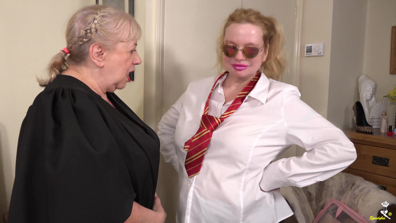 Dirty Doctors Clips - Mature British Lesbians: Io sono io che mi chiama la preside