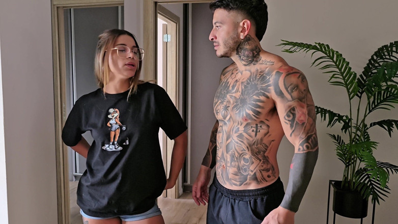 Sweet American: I Fuck My Sister-in-law When My Girlfriend Leaves the House -...