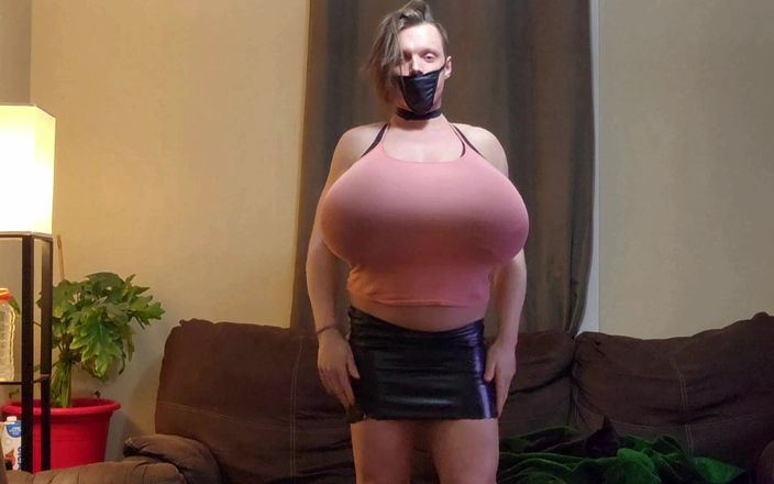 ShannelTrav: Shanneltravの巨大なおっぱい