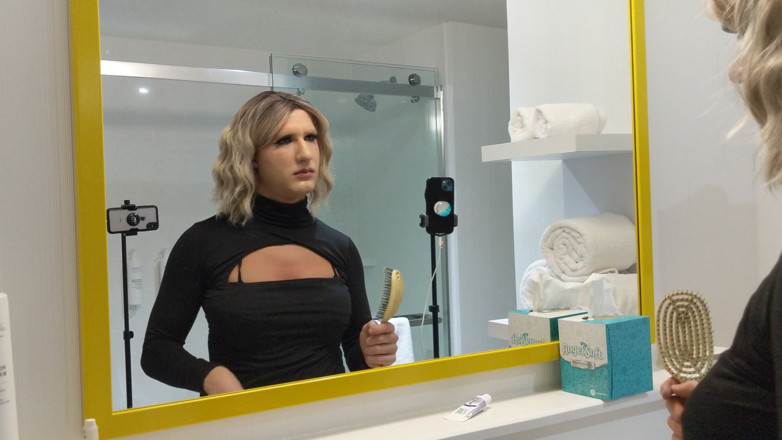 Sissy Bailey Wilde: Travesti, transformation de maquillage