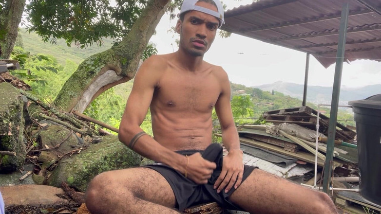 vergar4_daviid: Jebanie się z moją zabawką erotyczną za opuszczonym domem