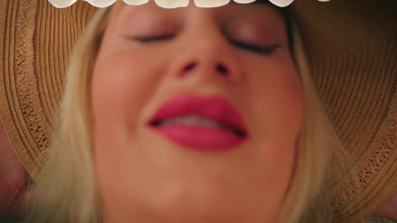 JessieHH: Comido vivo y tragado entero por mi propio hijastro hd