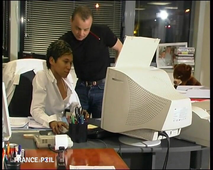 Rue Chaude: She Stoles Lingerie She Has to Pay with Her Ass