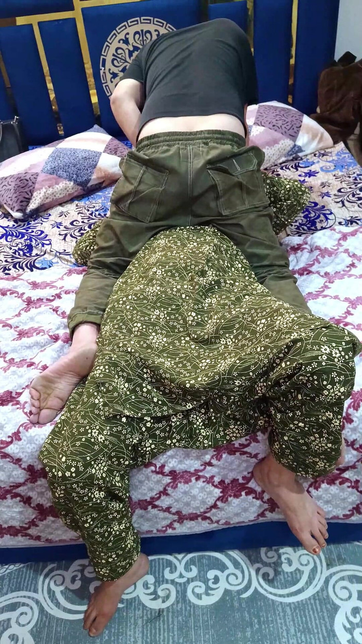 Pathani 420: Неслухняна мамка Хала Алізі з чача касім чудай займається сексом у ліжку