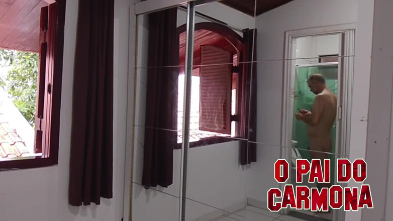 Carmona's father: Opaidocarmona Fazendo a Barba Peladao