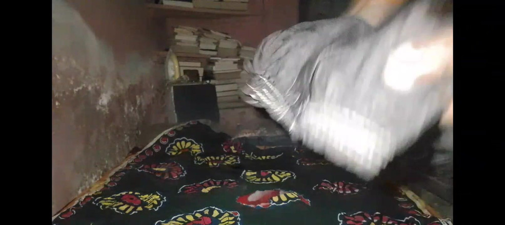 Masturbator emmy: The African Black Guy, Bobby Johnson Is a Strong Man...