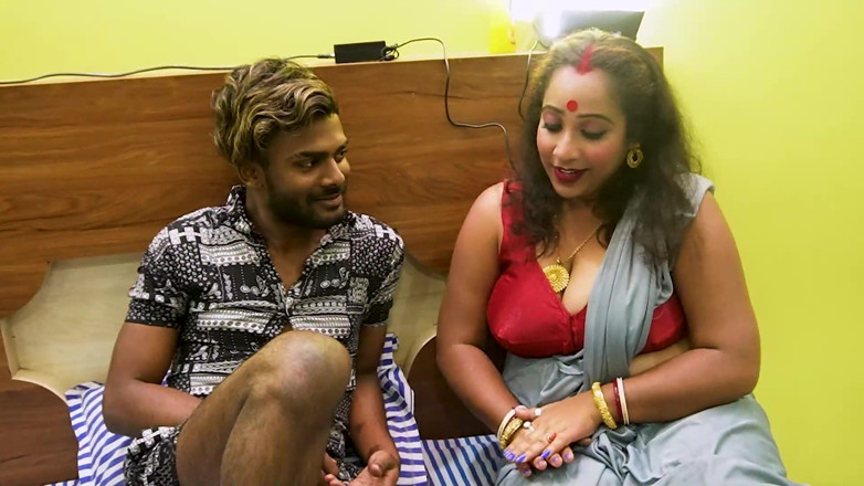 Xtramood: Desi Stepaunty Comes Her Neighbor Boy's Home and Wants to...