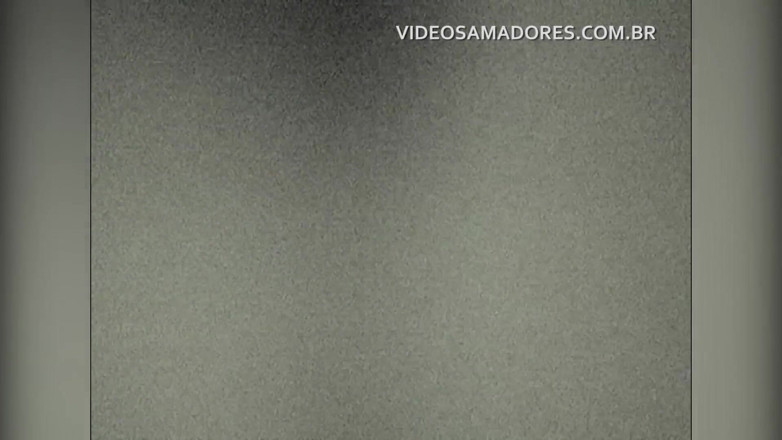 Amateurs videos: Man records video of naked bride during shower