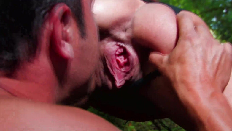 Real Home Made: Velká kundička v lese