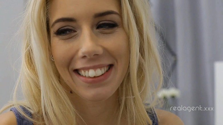 Real Agent: Sexy teen lesbians are licking each other's cunts for great...