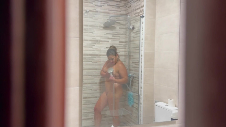 Vitoria Coronado: Hot Step Mom Knows How to Make Me Horny Part 1 -...