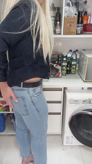 Sexy ass CDzinhafx: Sexy zadek v minisukni