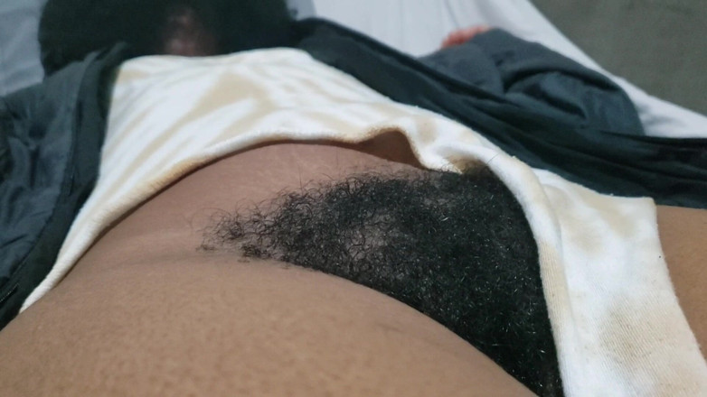 Lovemina: Hairy Star Shows off Her Natural Pussy in a Bold...