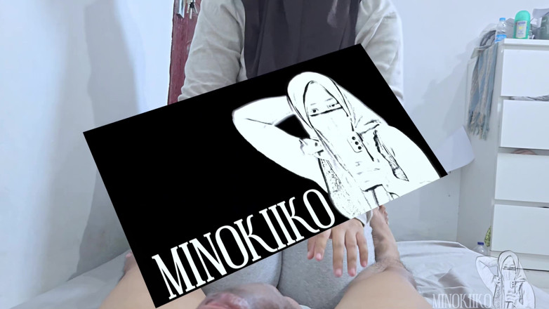 Minokiiko: meri hijaab chhoti sauteli bahan viry ki divaani hai - minokiiko...
