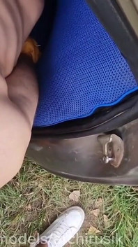 Stříkání do zadku celou cestu! Drsný táta šuká sissy zadek na divoké plavbě na břehu