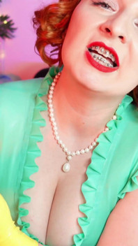 Rude JOI in latex - fetish MILF sex fun!