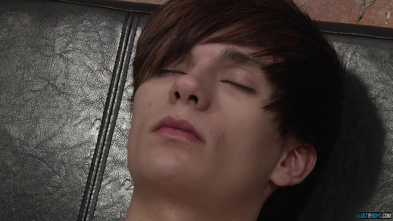 Lust for boys: Working His Big Twink Cock