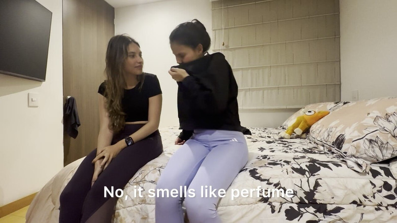 scarlettandc: Збірка лесбійок, які нюхають і сидять на обличчя